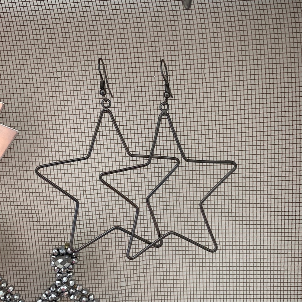 Star earrings